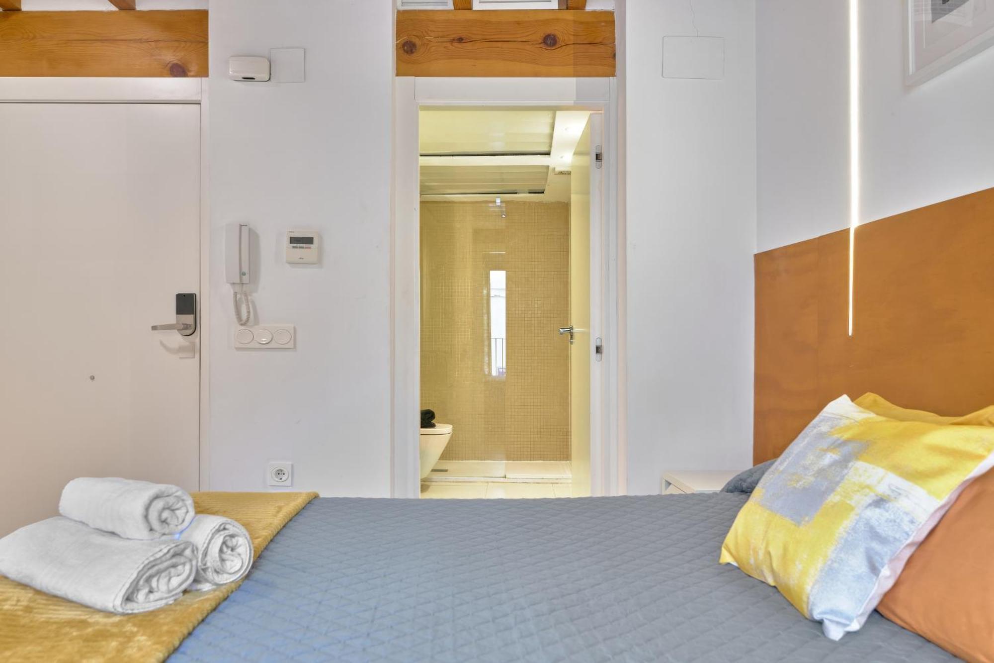 Apartamento De Diseno En La Plaza Del Carmen F1 Valencia Ngoại thất bức ảnh